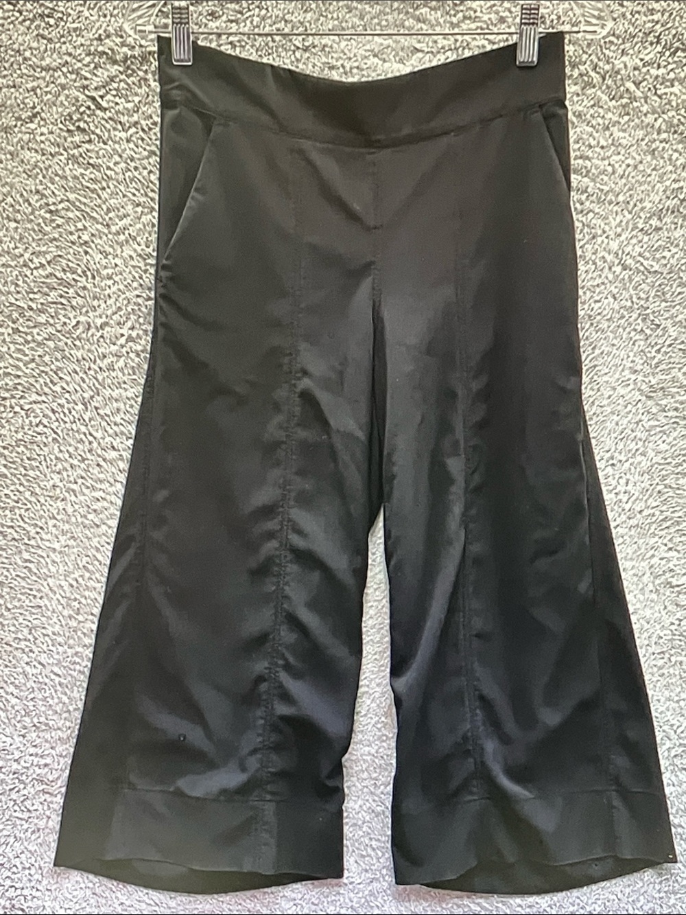 Athleta Black Wide-Leg Cropped Leggings